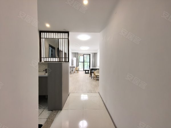 实价实拍，四里河畔，万科中心，鼎鑫中心，杏花村地铁，民用水电