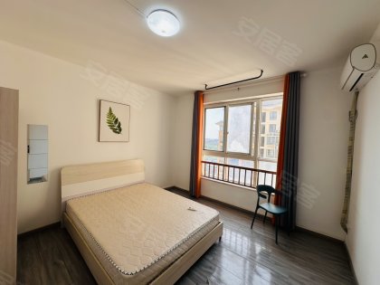 湖公馆_原2室改4_可合租员工宿舍住家_家具家电齐全拎包入住