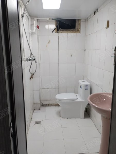 4楼白水坝五号线地铁附近一室一厅房子空调燃气热水器冰箱洗衣机