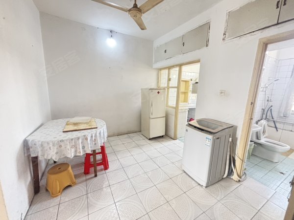 燃气热水器，岳西新村_阳光充足_2室1厅1卫_家电齐全
