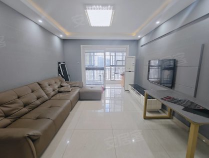 急租！35中旁_沃野花园精装4室_包物业包车位_家具家电齐全