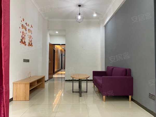 三溪地铁站宜家保利鱼珠港公寓一房一厅电梯房