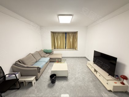 刚出来20_00入住_陪读房_兴华苑D区_全屋壁柜_3室精装
