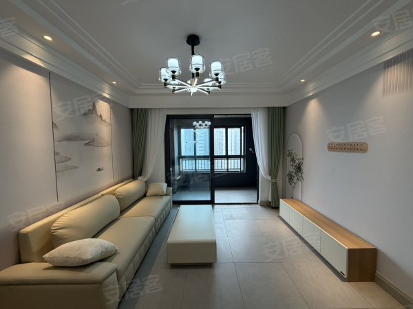 中信银行对面~边户三房双卫，全套全友家具双阳台，品质家装无醛