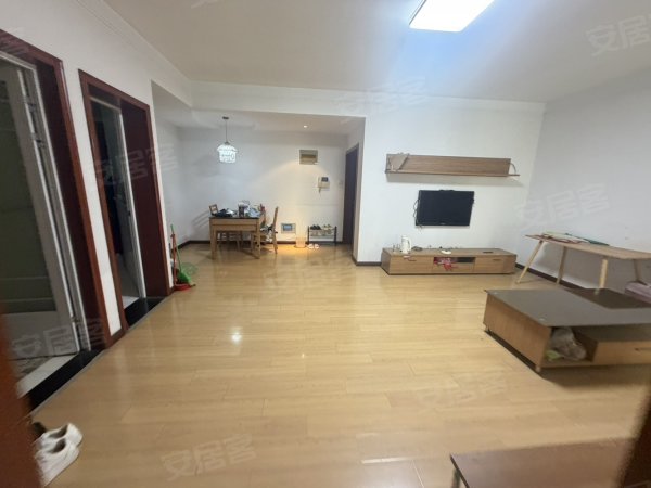 纪元阳光帝景_精装修_电梯房_拎包入住_地铁口_一里井站