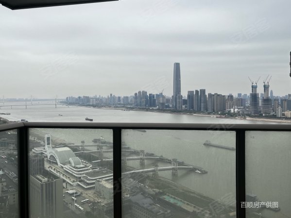 老汉口 俯瞰长江 一线江景 毛坯 大四房随时看房,世纪江尚二手房,500