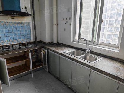 蜀山区三户室97.38平米正南13层