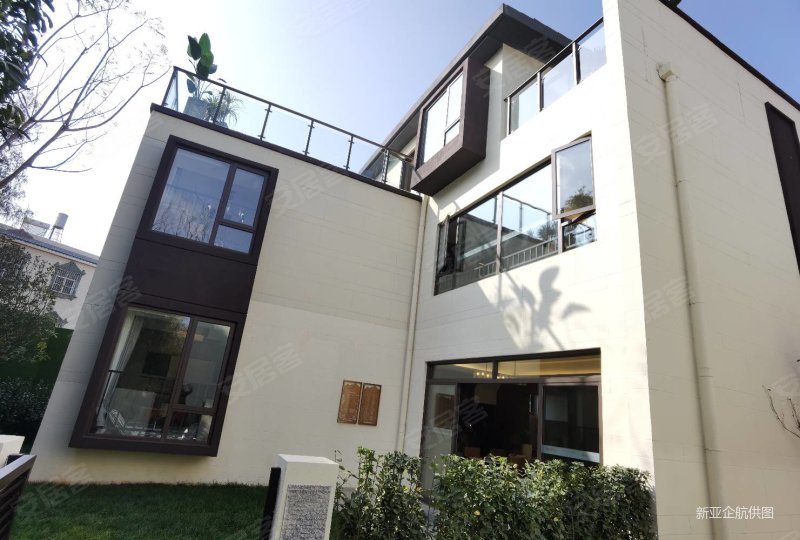 时代俊园滇池星城旁绿地健康城70年产权别墅赠送花园配套好清盘