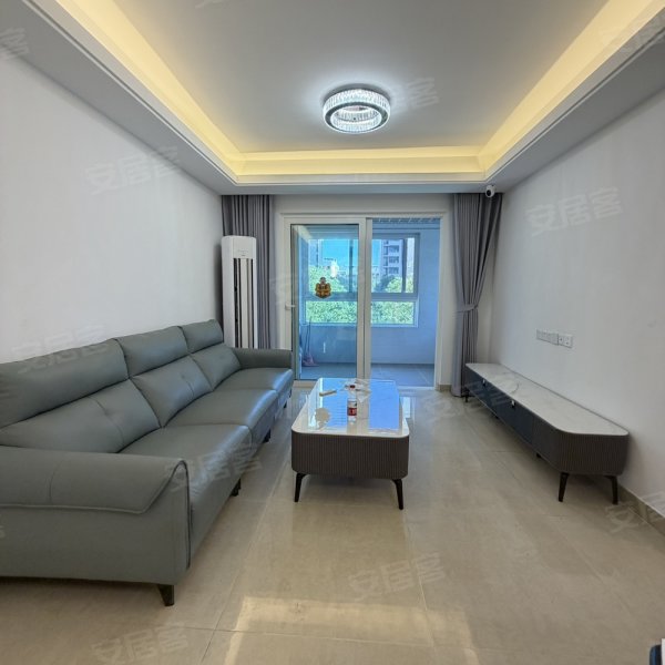 近九中，地铁三号线旁，家具家电齐全，拎包入住