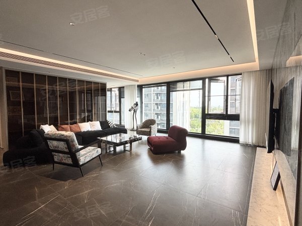 奥莱旁_华润望云_大横厅_全景落地窗_豪装四房_拎包入住