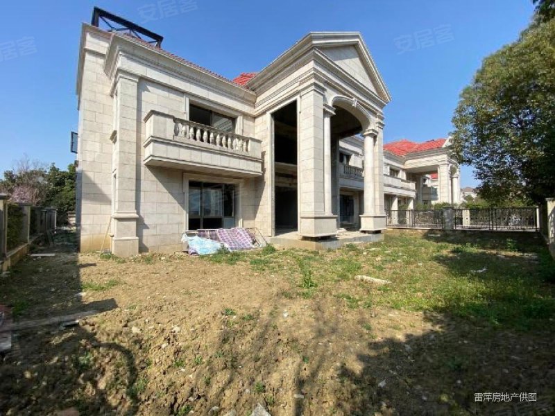 建屋康帝庄园5室2厅4卫508㎡南北6180万