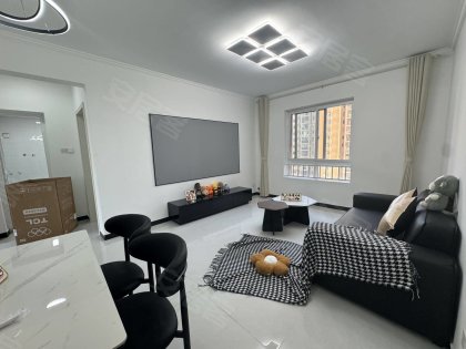 四中旁！滨湖润园(南区)_全屋定制精装修_家电齐全_随时可看