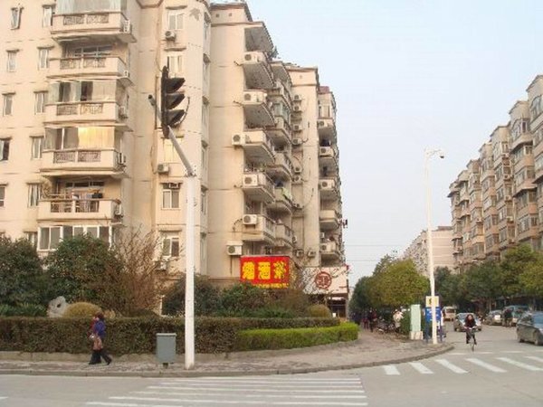 百步亭人口_百步亭在,三代人的青春不老 这里难遇空巢老人,也不流行空巢青年(2)