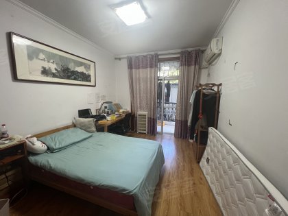 科大附中_一楼带院子_科大南区_六号线地铁_罍街旁_诚心出租