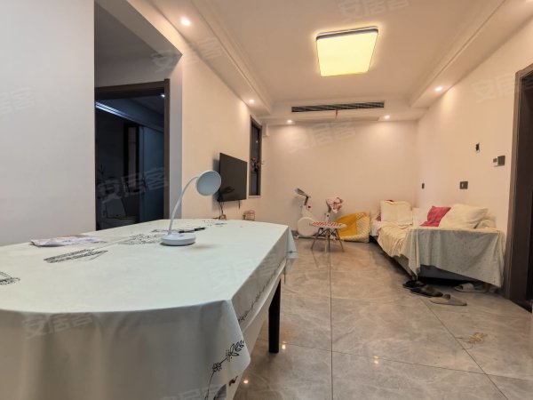 西苑中学三里庵之心城，省中医院地铁2号线，_精装电梯三房