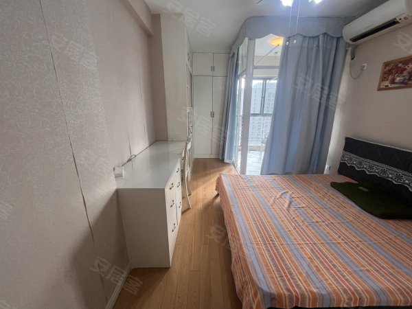 中科大东区地铁口_精装东边户业主自住两室家电家具齐全拎包入住