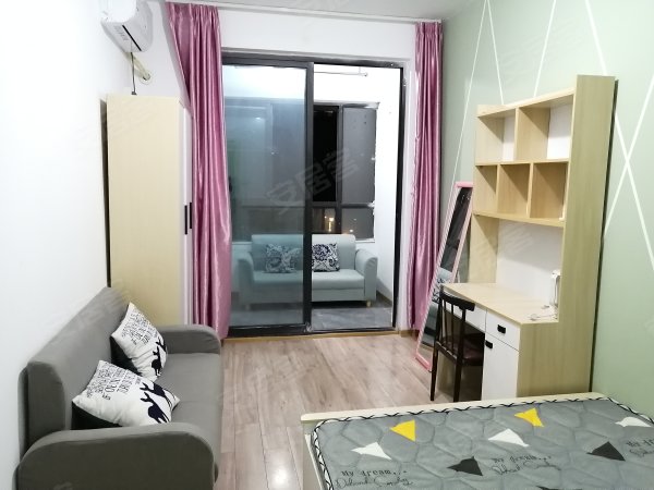 龙湖天街旁_主卧带阳台_月付可短租__南北通透_2号线王岗站