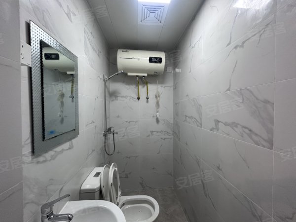 金寨路与芜湖路交叉口_徽商小区_拎包即住