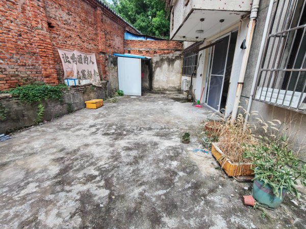 海棠地铁口_窦小桥_精装3室_1楼带大院子__图片实拍看房方