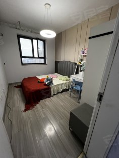 尚泽大都会_莲花产业园_莲花苑_朝南大主卧！民用水电