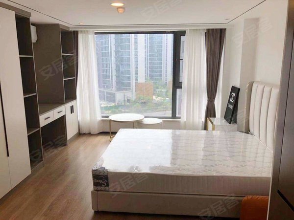 天悦江湾(商住楼,艮北新城租房,七堡地铁口 花园城旁 精装单身公寓