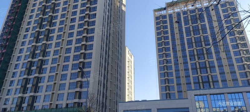 燕郊海油大街岩峰云裳公寓均价9000起