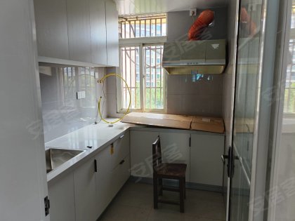 亳州路小学楼上精装修大二房还带个书房拎包入住随时看房