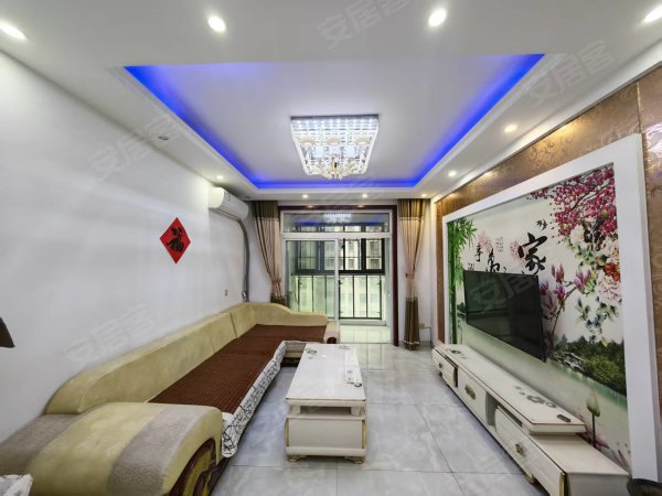 文一云河湾_精装房三室两厅家具家电齐全长期出租