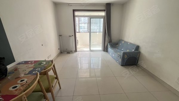 南七天地对面_合力家园一村_两室一厅_精装_停车方便_拎包住