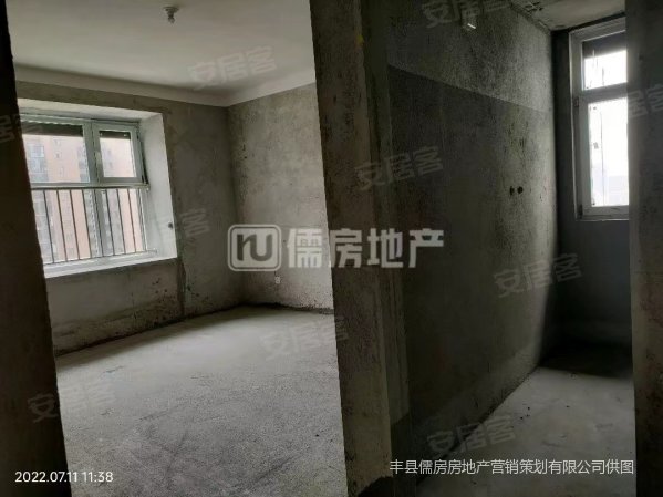 公园壹号(丰县)4室2厅2卫166㎡南北105万