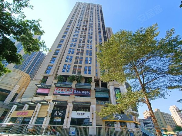 深圳龙华观澜华盛峰荟名庭(商住楼)华盛峰荟小三房,自带商圈近4号线长