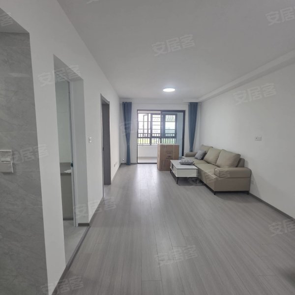 磨店阆风苑豪华装修南北通透采光好，大卧室带衣帽间，近职教城