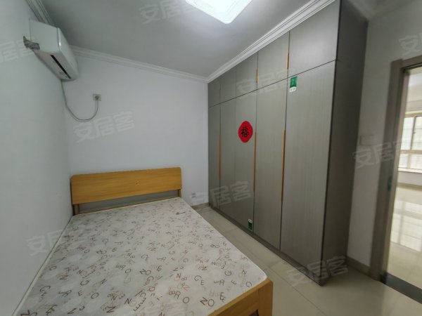滨湖瑞园3房___4台空调___大衣柜__钥匙在手_随时看房