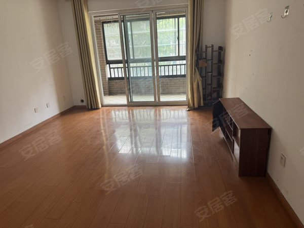 万达商圈_2号线地铁_静安新天地_简装2室__价低低