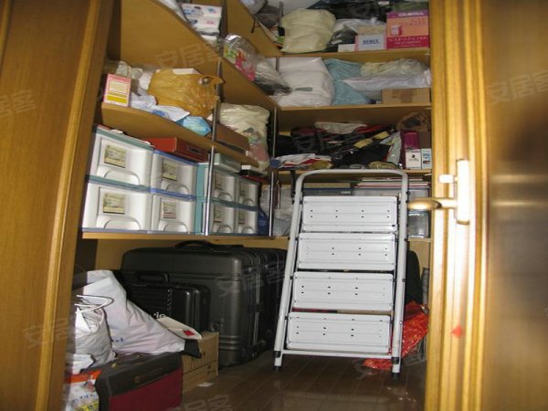 便宜的房子售卖 600x600.jpg