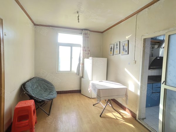 自住装修_六号线地铁口_漫乐城购物中心_宁国路小吃一条街