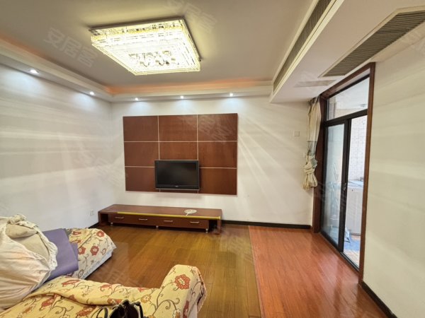 新上_明珠广场上海城市_2室2厅_中间楼层_大卧室_电梯房