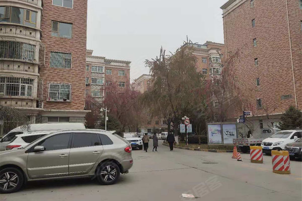 兰州金港城人口_兰州金港城执法中队(2)