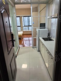 梵高公寓，一室一厅一厨一卫