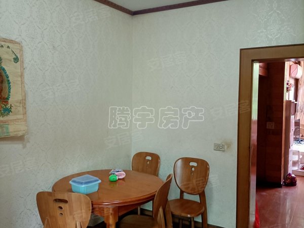 高笋塘泽胜附近中心医院2室2厅1卫南北通透配套齐全