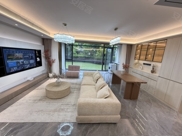 实图_横厅大洋房_一楼带院子_高端住宅_中央空调加地暖_月付