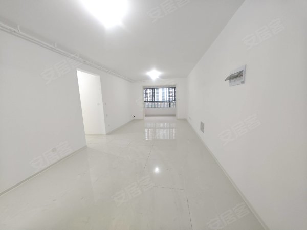 云川雅筑精装三室_全屋精装房东自住现外租