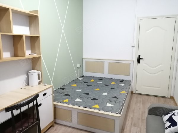 月付！可短租_龙湖天街旁_主卧带阳台_实拍实图_2号线王岗站