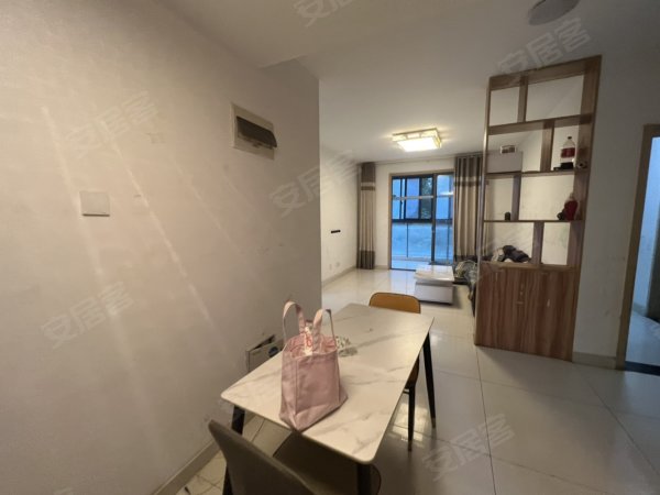 世纪城春融苑精装两居室金融港旁边家具家电齐全拎包入住性价比高