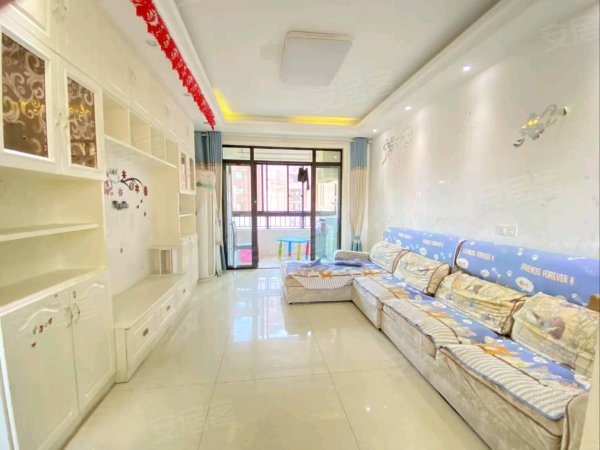 东方蓝海_精装边户_全屋定制_白墙黛瓦隐林间_推窗便得满山闲