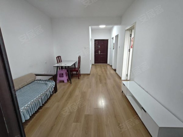新店雅苑2室精装修_民用水电全屋一级能耗家电_旁边168中学
