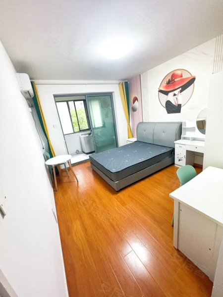 可短租月付拎包入住临湖社区阳台独卫近联宝经纬晶弘海尔大众蔚来