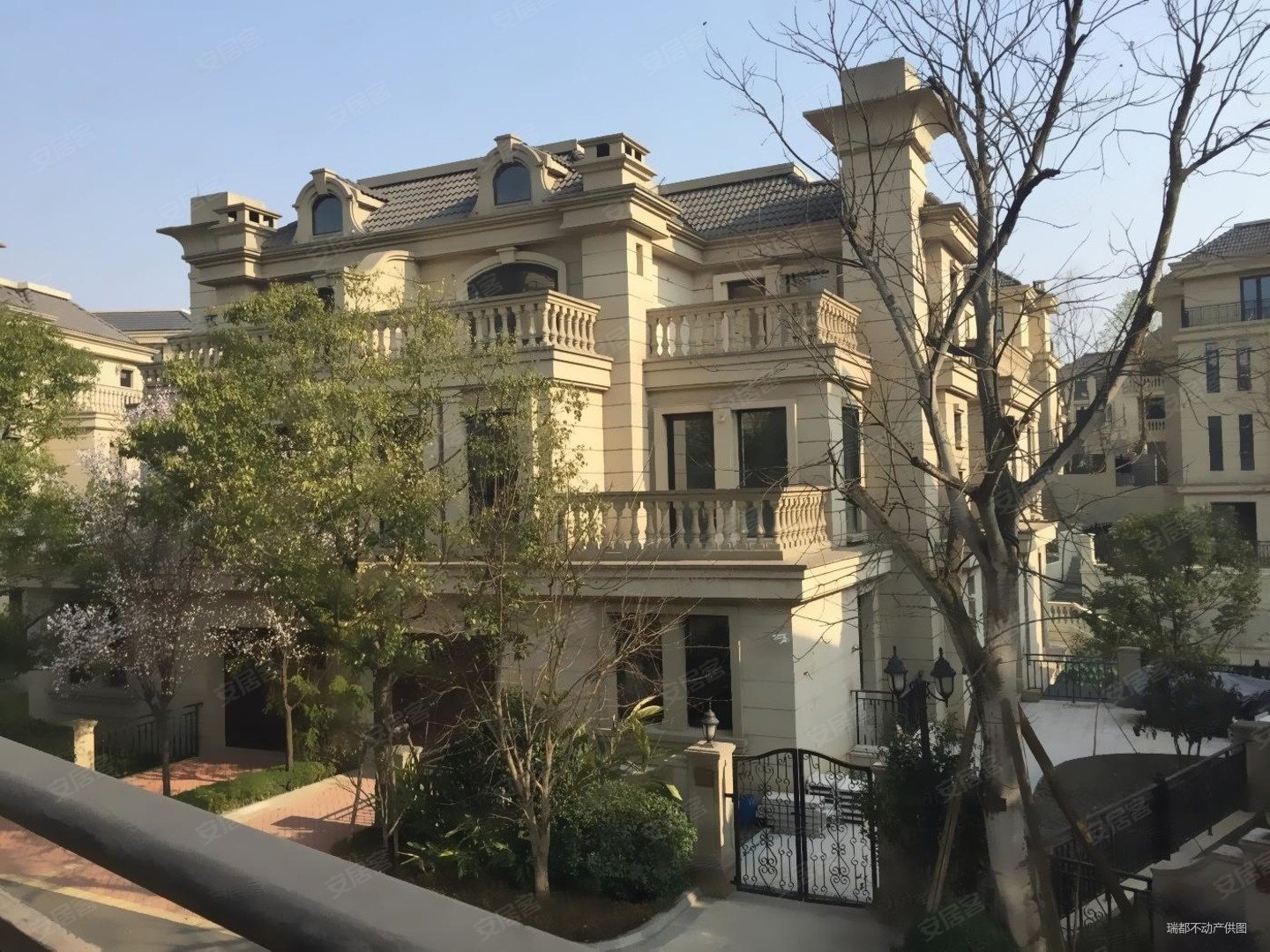 满五年税费低买天府新区别墅希望总价低离地铁商场近的都选这里