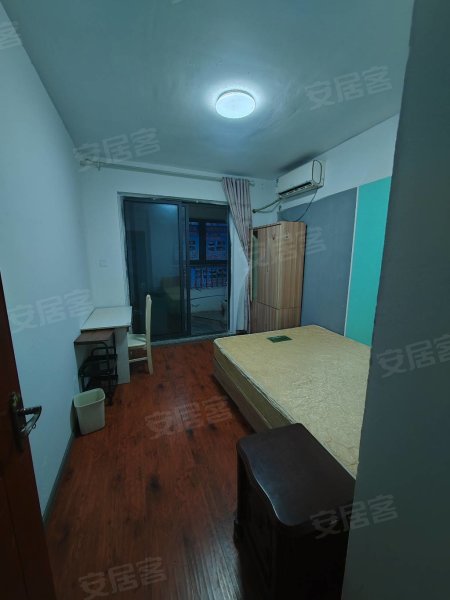 新龙雅居主卧带独卫，王岗恒大城