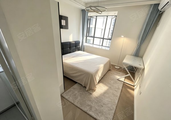 云河湾_姚公庙地铁口_省立医院南区_安粮城市_唯品会押一付一